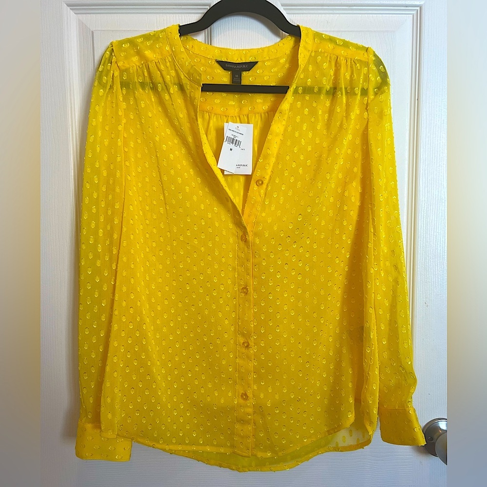 NWT Banana Republic Drapey Classic Textured Blouse